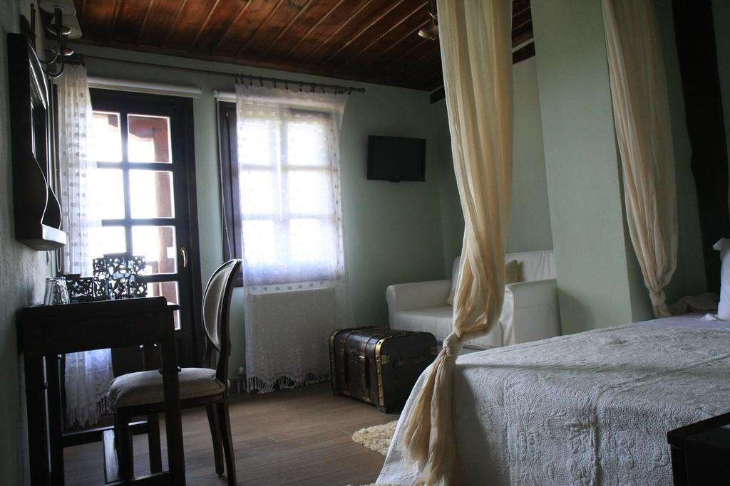 Varosi 4 Seasons Édessa Chambre photo